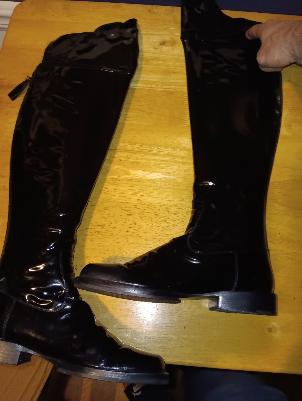 Chanel CC Patent Leather Knee High Zip Boots Size 35 - Picture 3 of 8